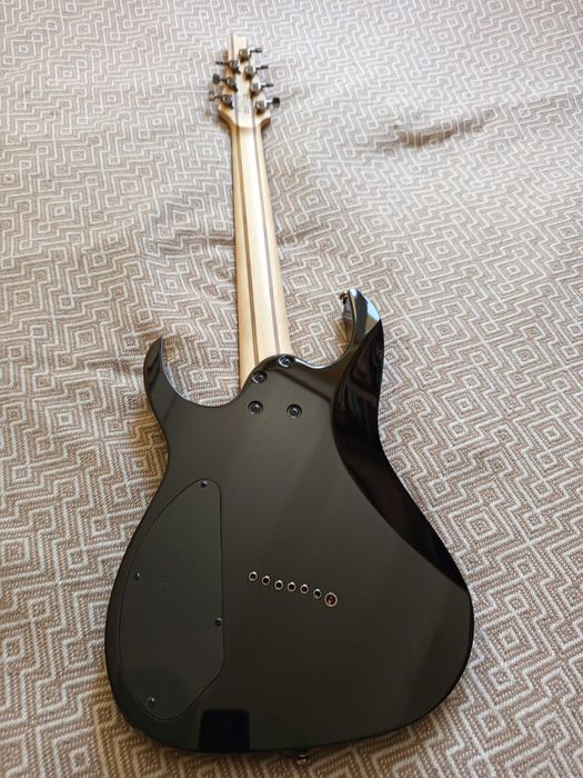 Продавам Ibanez RGMS7-BK Black Multiscale електрическа китара