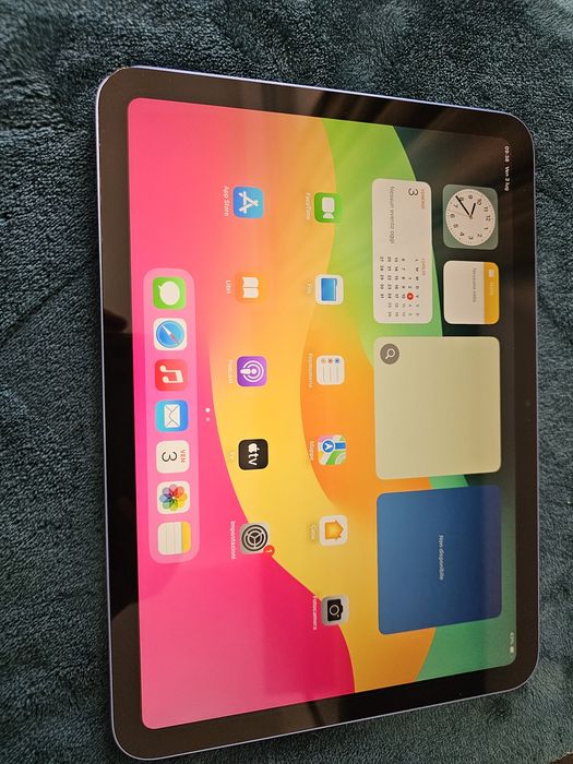 iPad 10th Gen 64GB Wi-Fi Blue