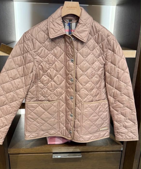 Куртка от Burberry новая с италии Милан