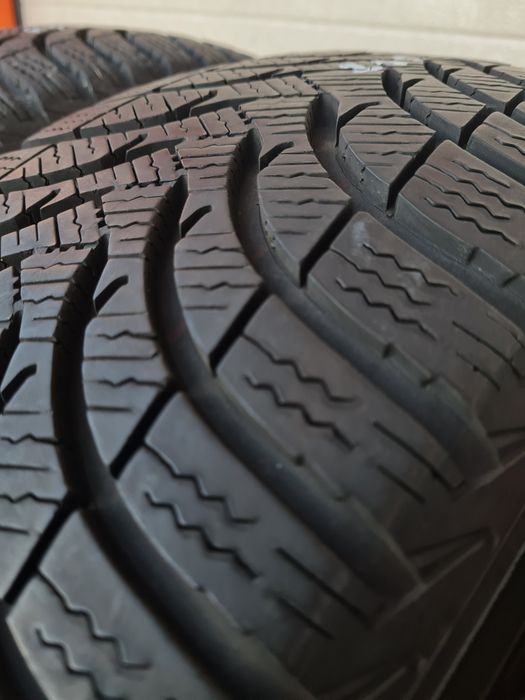 Зимни гуми 4 MICHELIN Alpin A4 205 60 R16 дот 3417