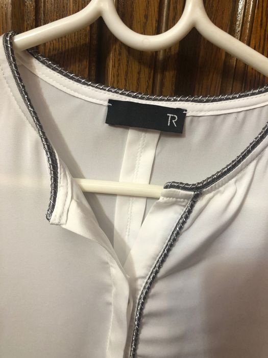 Бяла риза нова М размер