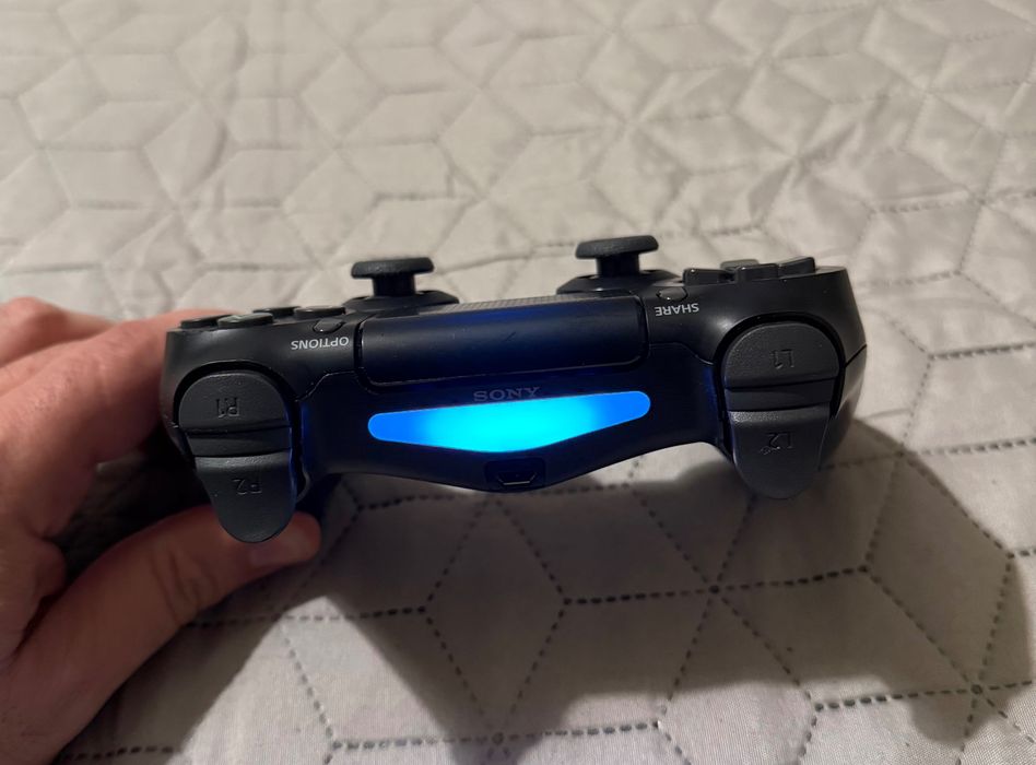 Controller Sony DualShock 4 v2 pentru Playstation 4 (PS4), Black