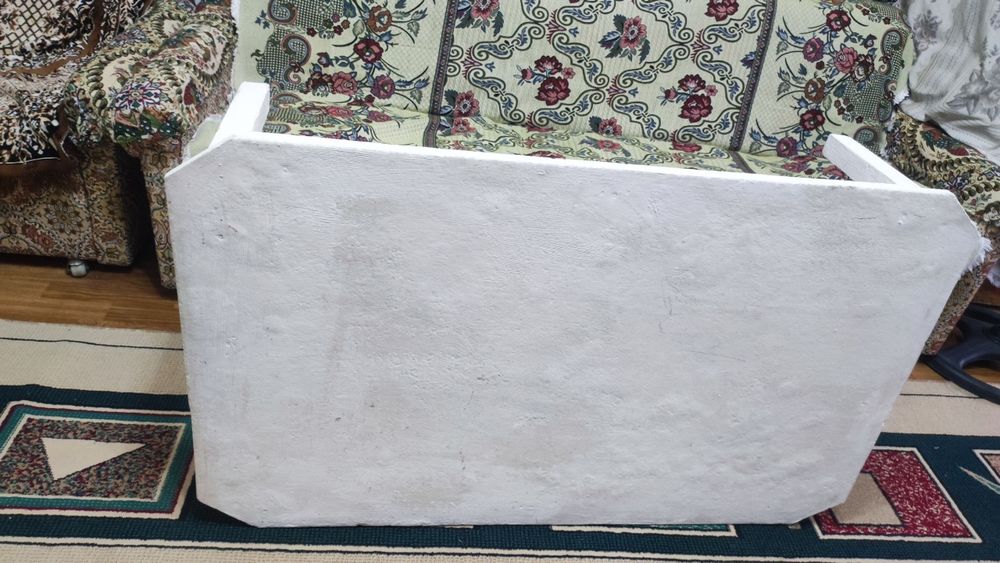 Стол хонтахта размер 75х125.