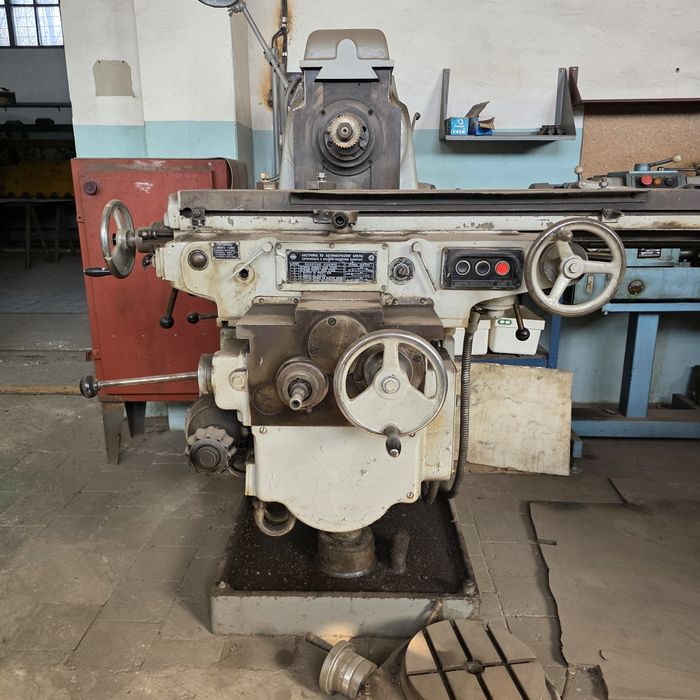 Станок горизонтально-фрезерный