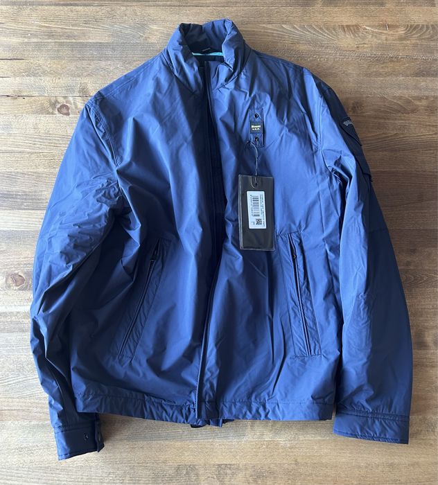 Blauer High Neck Яке