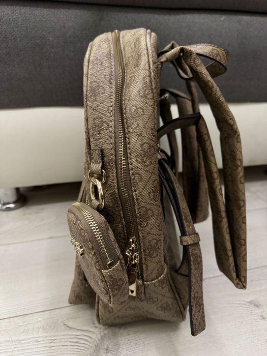Раница Guess - чисто нова