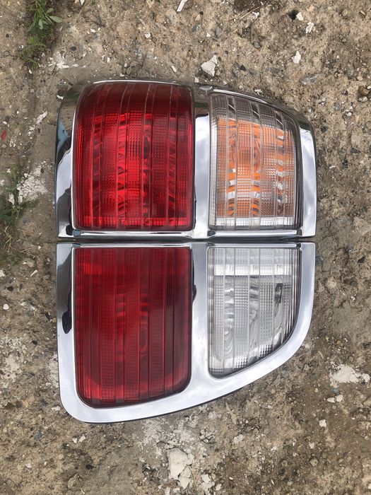 Фонарь LEXUS LX470