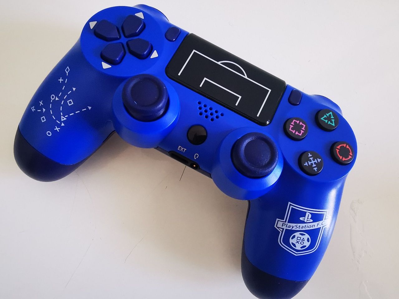 Ps4 controller on sale fifa edition