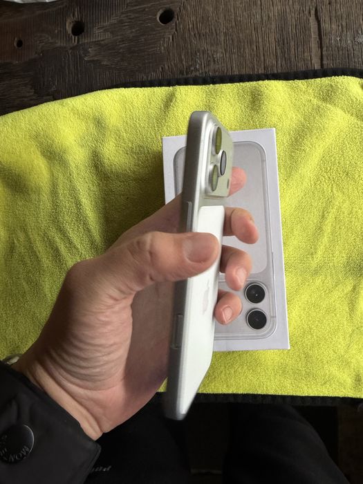 iphone 17 max pod ariginal 1T hotira 100 yomkost karopka bor