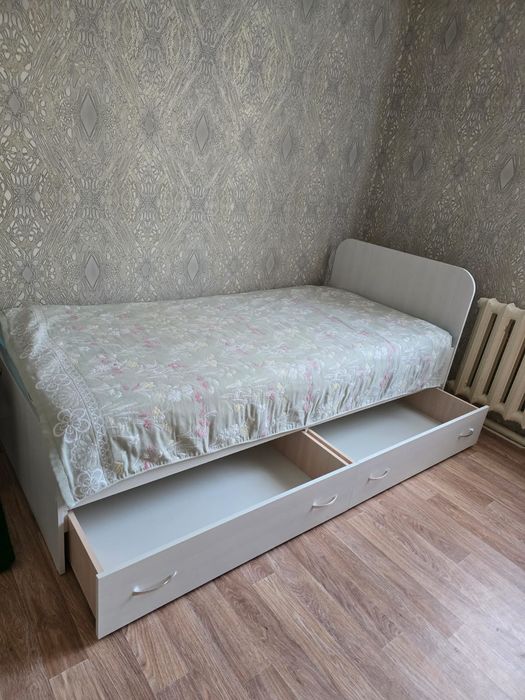 Односпальные кровати