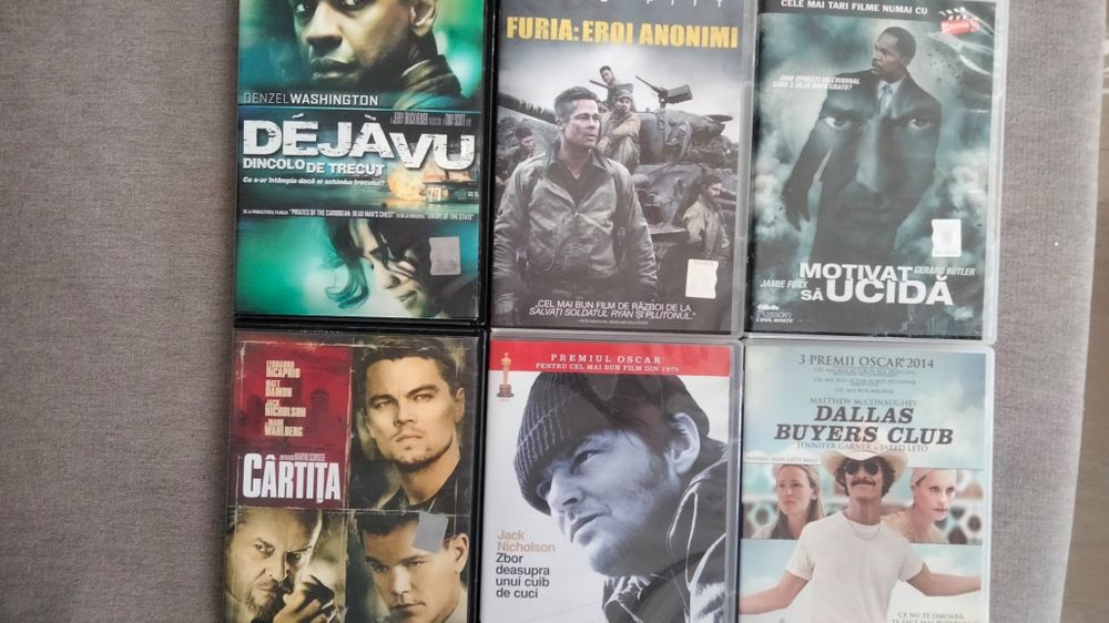 Vând DVD de colecție, filme