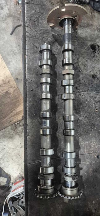 Цилиндрова глава и разпределителни валове OPEL B20DTH