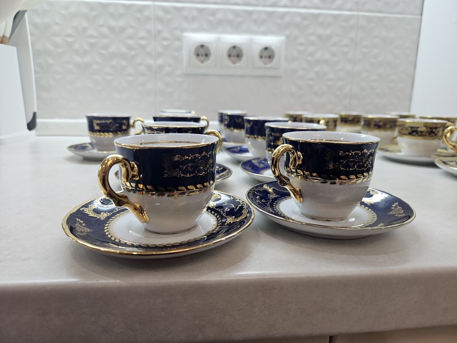 Продам сервис для кофе 23 пар