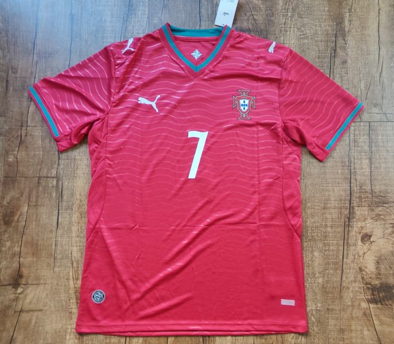 Tricouri de fotbal - preturi in descriere