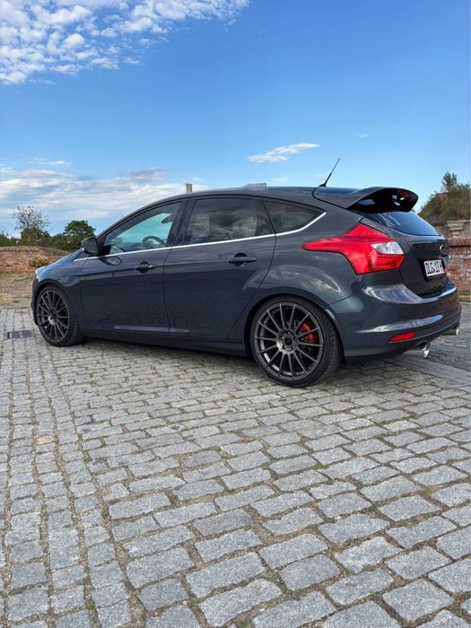 FORD Focus 2012 — imagine 5