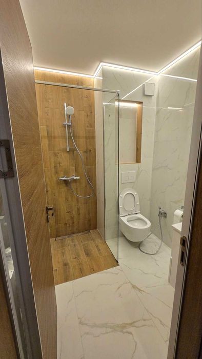 Дава се под наем Тристаен апартамент в София, Изток - 102 кв.м за 770 € - Снимка #6