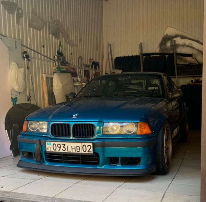 Бампер передний на бмв е36