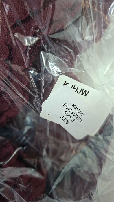 Myleene Klass бордо дантелена рокля с контрастни кантове