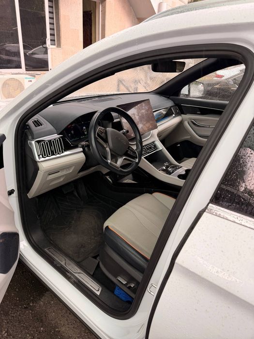 Byd song plus Champion 605