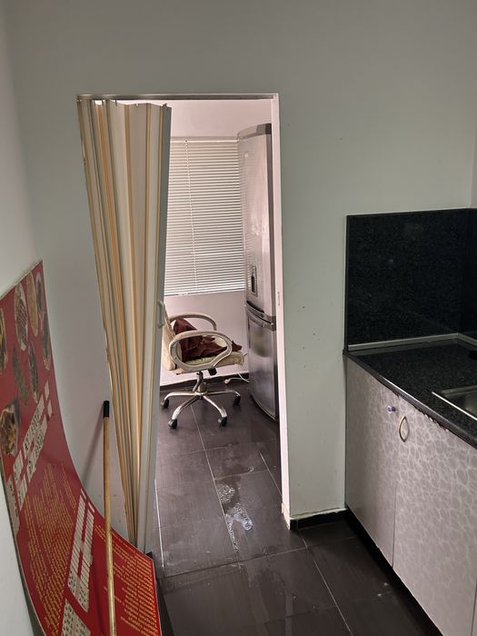 Дава се под наем Заведение в Карнобат - 2345 кв.м за 2550 € - Снимка #2