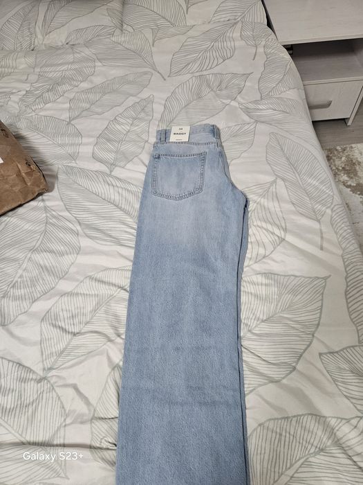 Blugi baggy Bershka