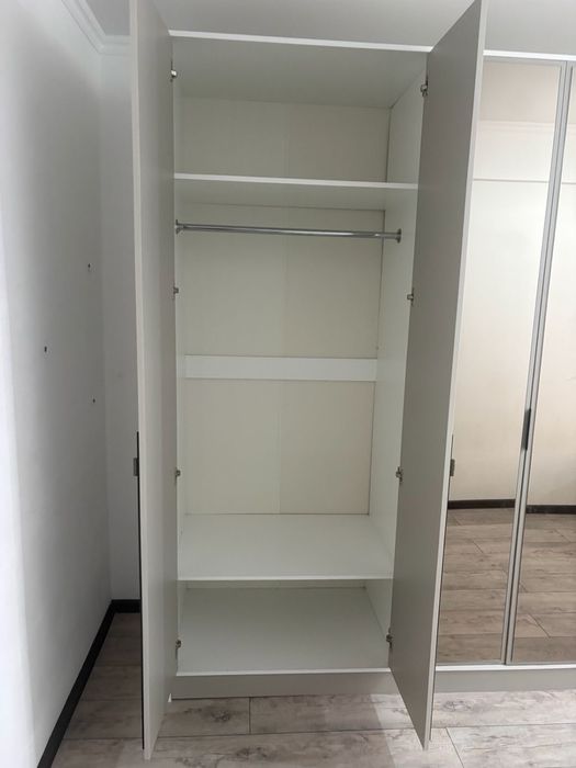 Продается спальный гарнитур