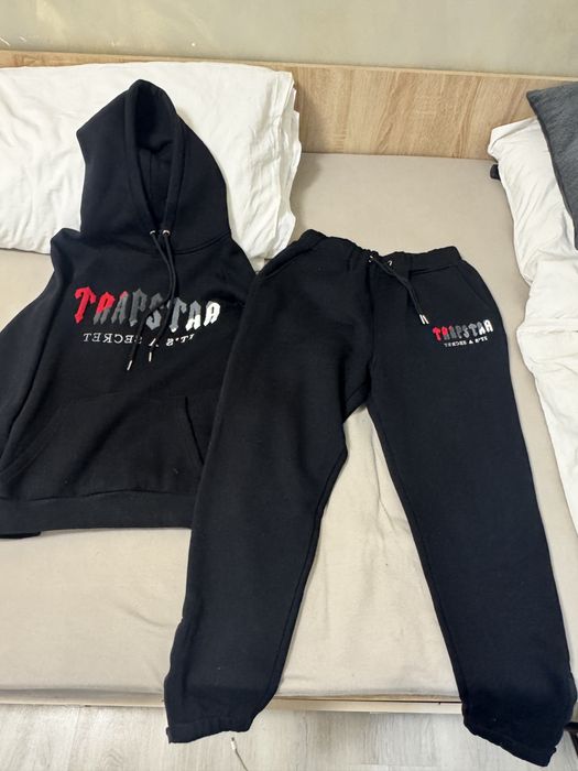 Trening(hanorac+pantaloni) trapstar