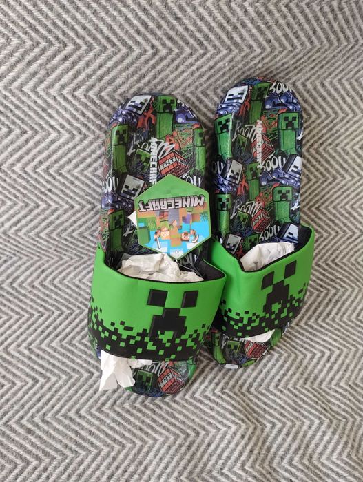 Next Minecraft чехли номер 38