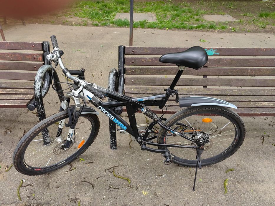Vând bicicleta! Foarte puțin folosită!