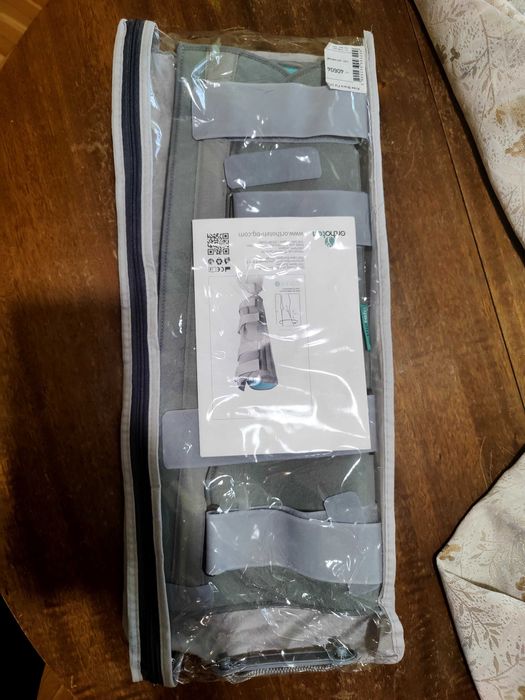 Ортопедична наколенки (за обездвижване на става - колянна)