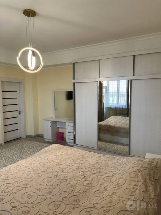 Arenda olmazor Chigʻatoy ful komplekt kvartira 

2/4/8

Площадь: 99 м²