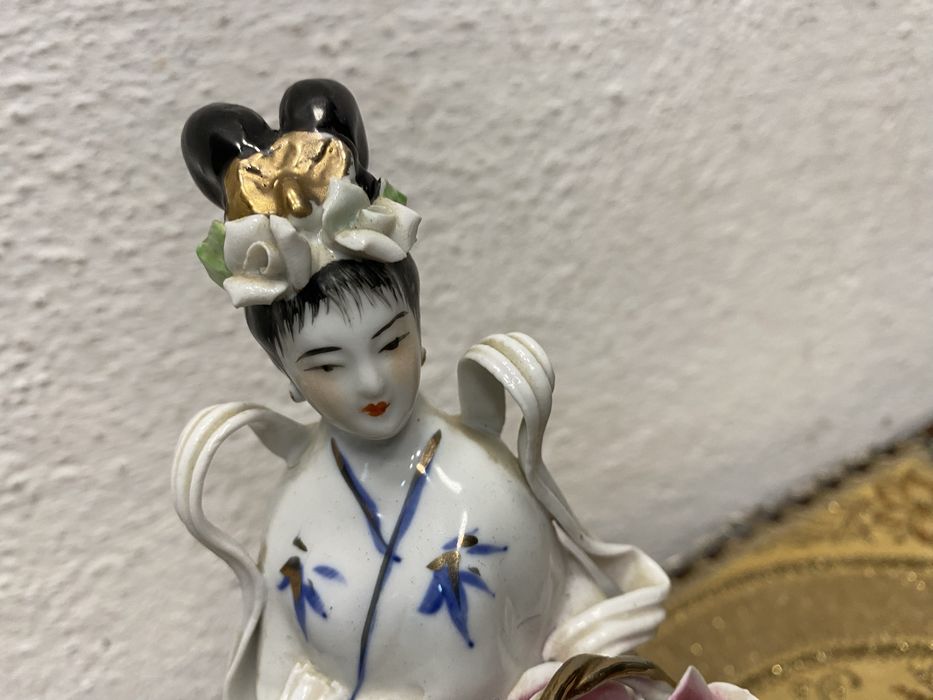 Японска фигура от порцелан