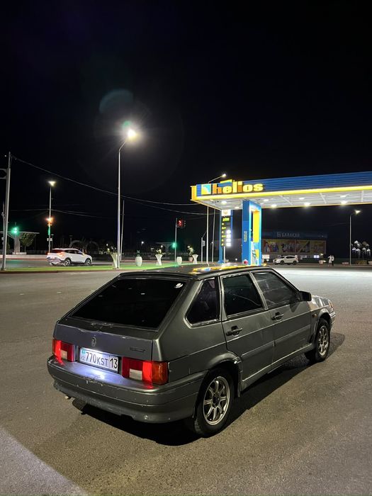 Ваз 2114.