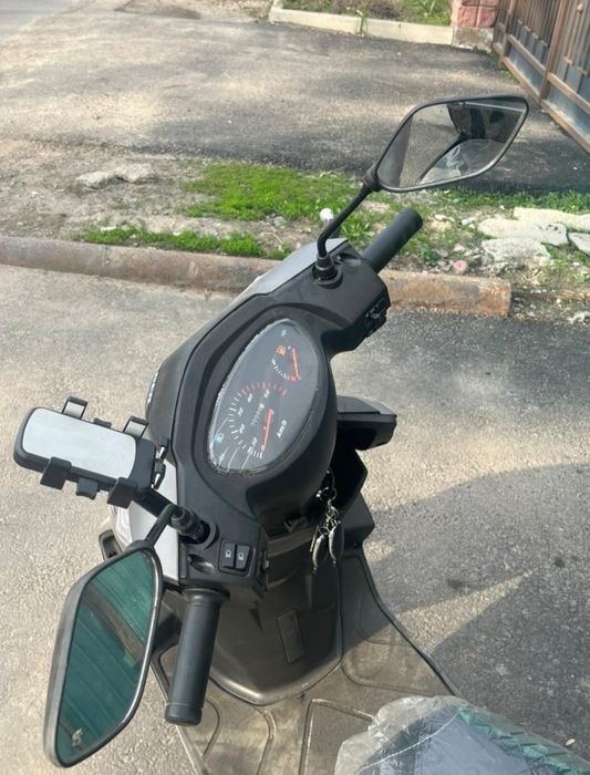 Продам мопед новый