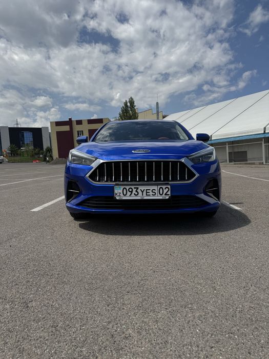 Продам автомобиль Jac J7