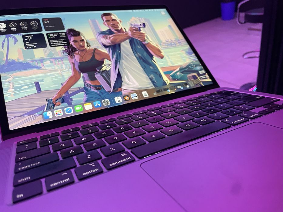 Macbook air 2020 8/256 xolati 10/10