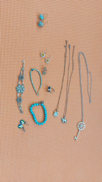 Подвески, серьги, кольца, браслеты по скидке