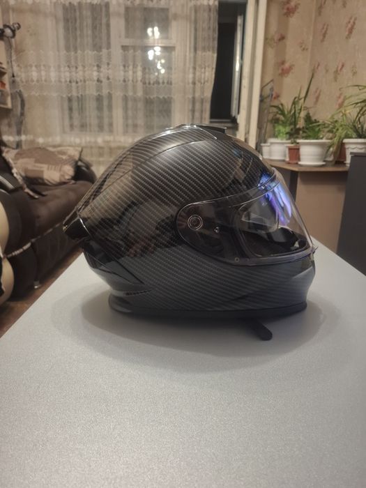 Продам шлем новый.