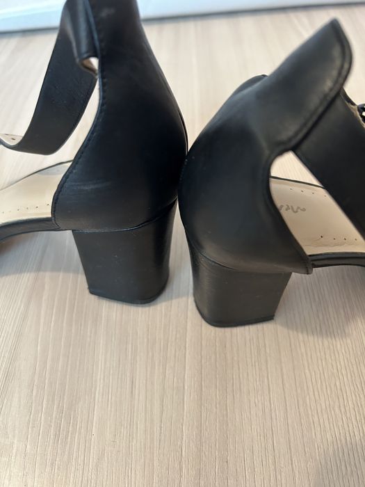 Обувь женская