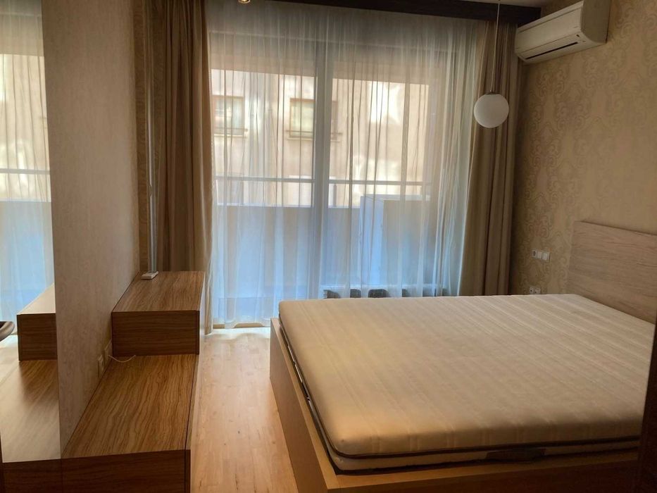 Дава се под наем Четиристаен апартамент в София, Борово - 330 кв.м за 1780 € - Снимка #7