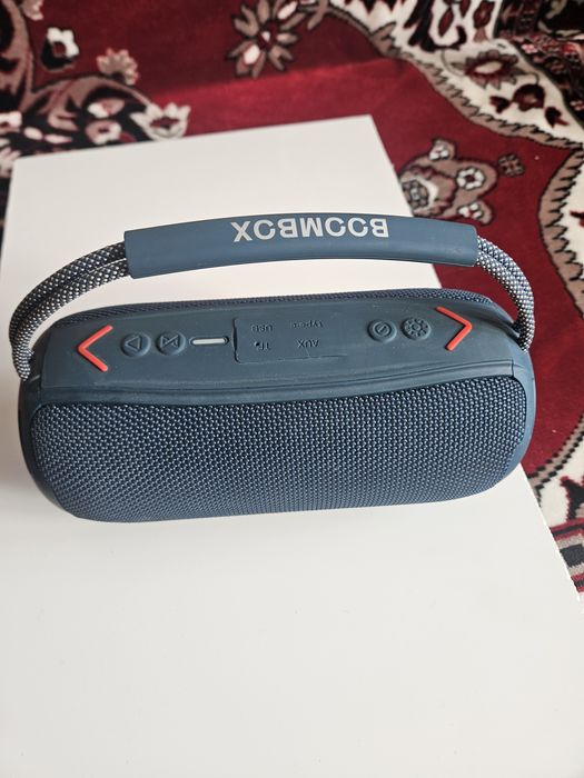 Vând boxa Boombox