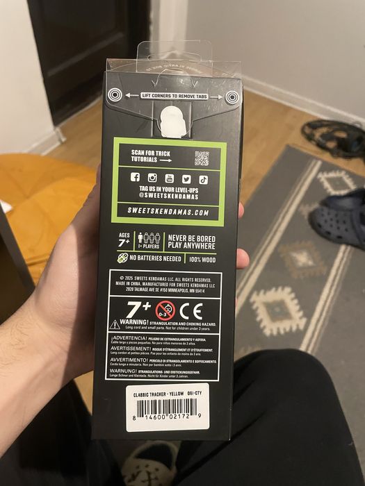 sweets traker-anti skid broken shape