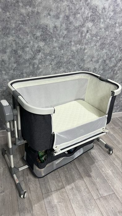 Продается детская кровать манеж