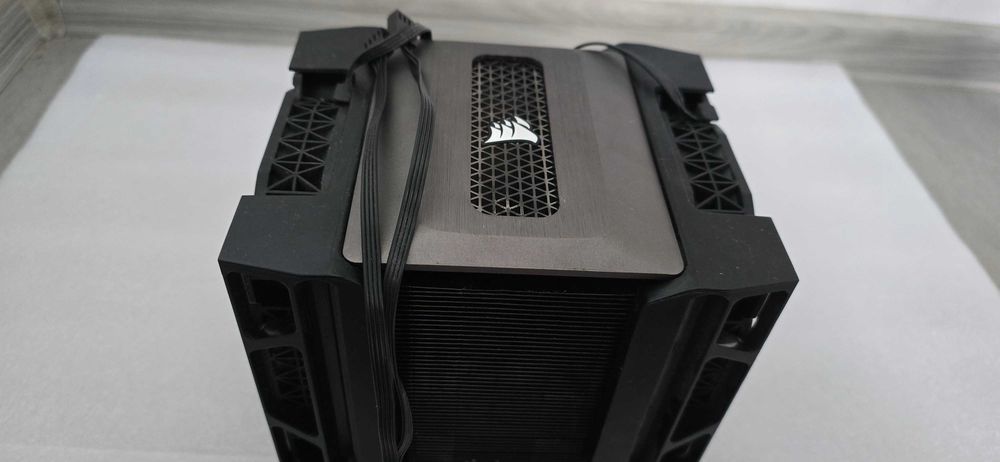 Vand Cooler CORSAIR A500 Dual Fan