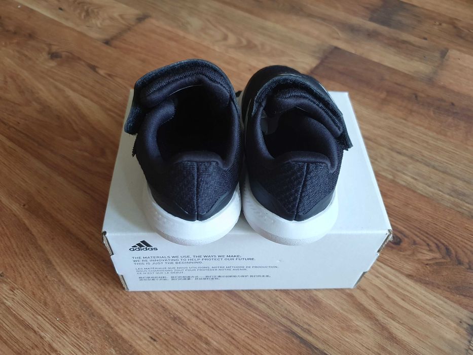 Бебешки маратонки ADIDAS 22ри номер