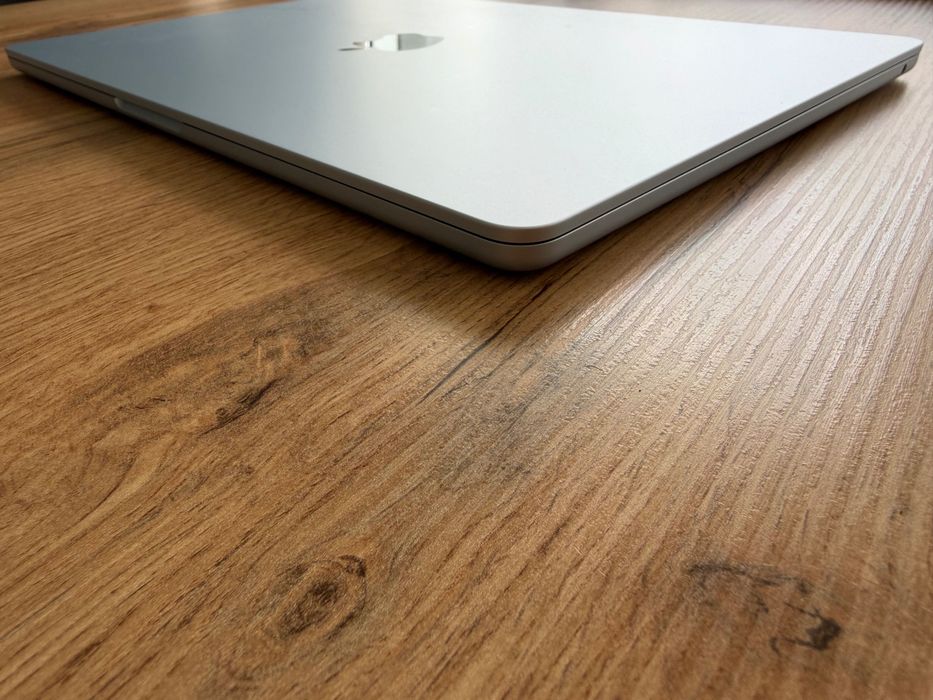 MacBook Air 15" M4 Chip 10-CPU, 10-GPU, 24GB RAM, 512GB SSD