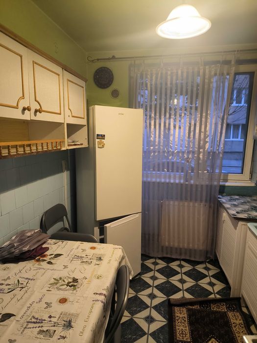 Inchiriez apartament zona garii