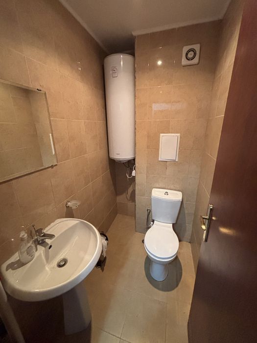 Двустаен в жилищна сграда