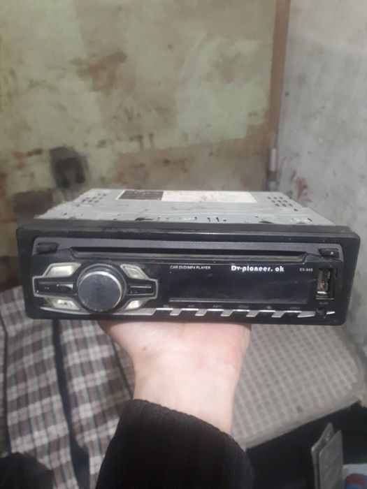 Продам магнитофон на OLX