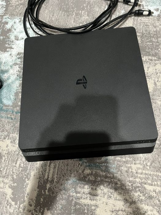 Ps4 slim 500gb in stare perfecta